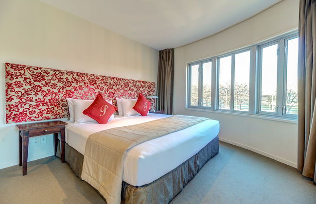 Parkview On Hagley - Photo 6