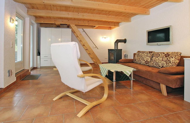 Ferienhaus mit Terrasse und Kaminofen in Parchim - Foto 4