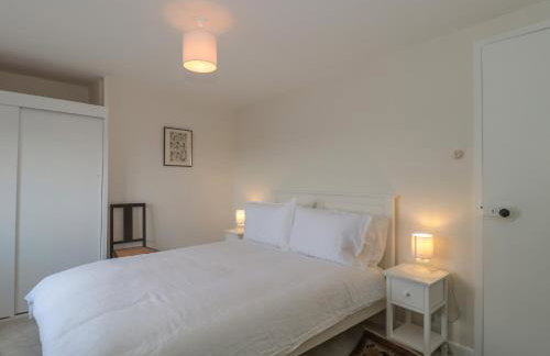 Stonecutter's Cottage - Photo 4