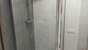 Family-Friendly 3BR Apartment in Salou Central, Near Beach - Foto 5, Shower