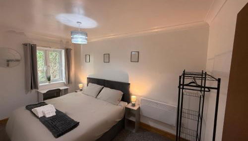 4 bed - contractor, family stays - free parking - Foto 4