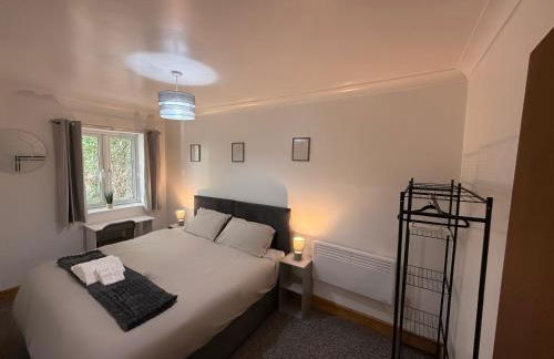 4 bed - contractor, family stays - free parking - Foto 4