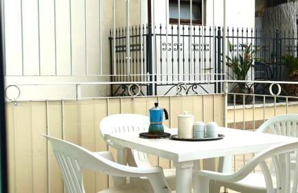 N219 - Numana, ampio bilocale in centro con posto auto - Photo 1