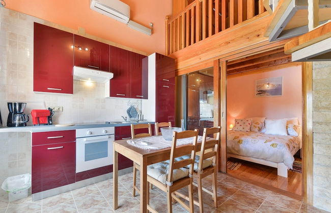 Pleasant Holiday Home in Polača with Swimming Pool - Photo 15