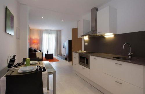 Fisa Rentals Les Corts Apartments - Photo 2
