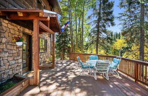 Nestled Inn Vacation Home Rental Evergreen - Trails, Views, Hot Tub, Skiing! - Foto 26