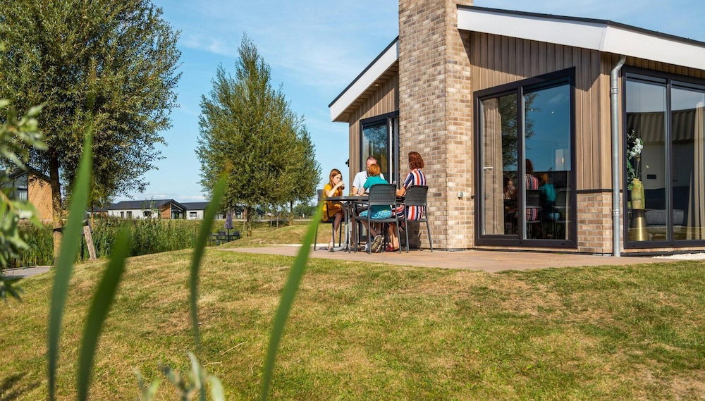 Waterfront Chalet for 6 in Kampen - Photo 1, Primary image