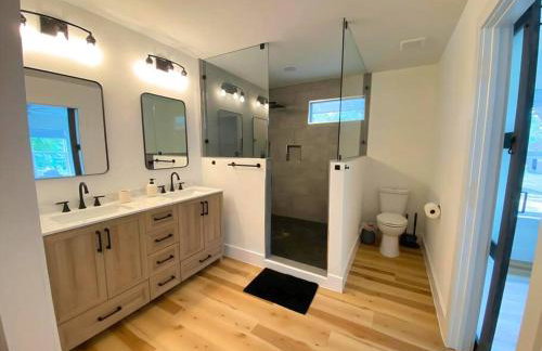 NEW Modern Hill Country Hideaway - Photo 30