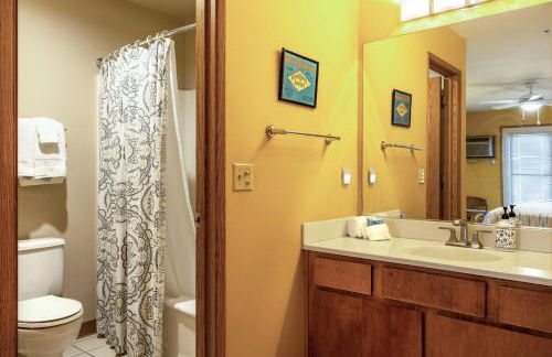 15 Lodge with Hood River Bridge View - Foto 16