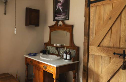 Gablebach Cottage With outdoor tub & log burner - Photo 18