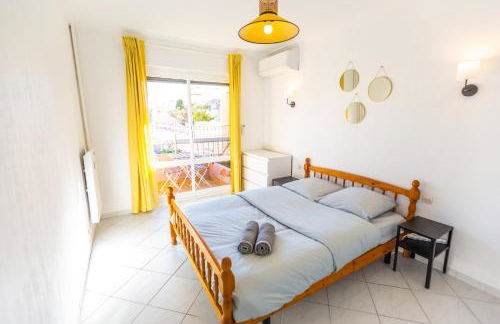 Superbe 100m2 - 2 Balcons - Proche Gare - Climatisé - Foto 3