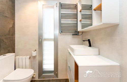 Stylish Villa Havana with Sea Views, Private Pool & A/C - Foto 44