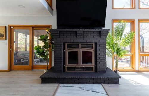 Beautiful Modern Lodge! Game Room - Foto 58