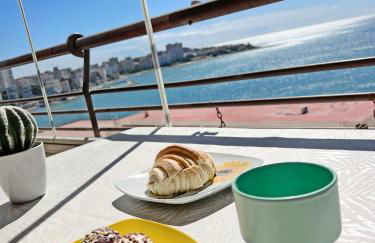 Panorámica al Mar con Piscina, Teletrabajo y Relax - Photo 1