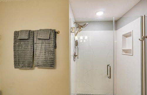 Pool Access and Lake Views Osage Beach Family Gem - Photo 11