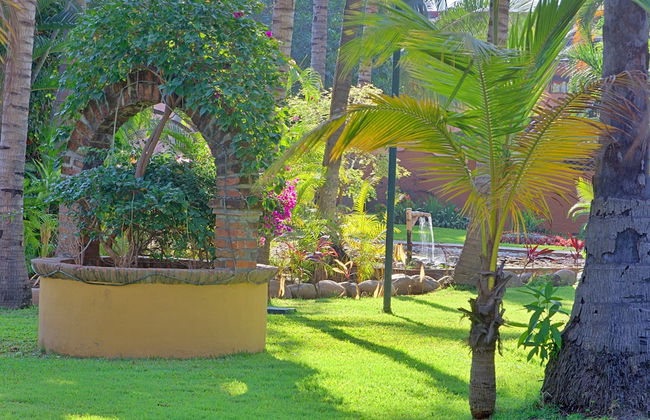Villa Facing the Beach in a Large Terrace 7 Pools, Tennis Courts, 247 Security - Foto 19
