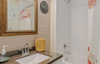 Spacious, Soulful Southern Stay - Foto 14