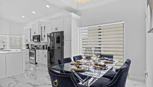 Serene Villa Haven at Allevo Homes - Foto 5, minibar