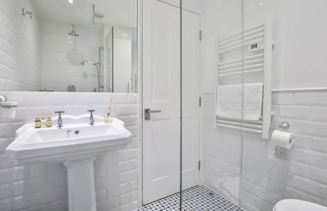 Newly Refurbished Flat With Great Transport Links - Foto 12