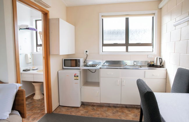 Tuki Tuki Motel - Photo 15