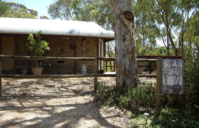 1860 Wine Country Cottages - Photo 21