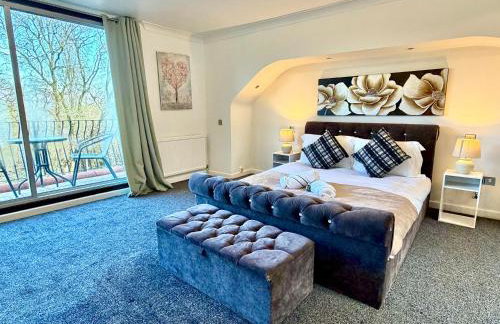 Indoor Heated Pool - Large Family Home - Sleeps 12 - Near Bournemouth Beach - Photo 7