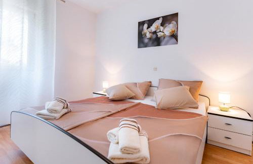 Apartments Lores - Photo 62