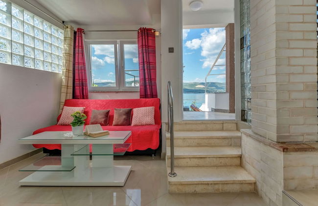 Modern Apartment in Arbanija with Hot Tub - Foto 14