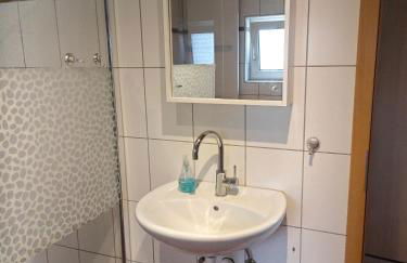 Work and Stay Selfkant Tüddern Nähe Geilenkirchen und Nähe Geleen Moderne Unterkunft für 8 Personen auf 180qm - Foto 58