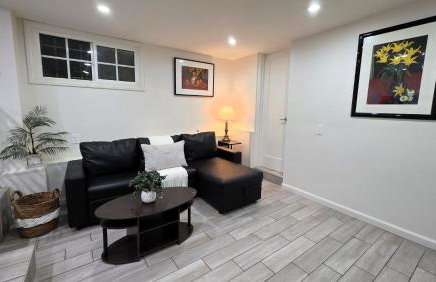 Modern 2BR Guest Suite w En-Suite Bathrooms 10 min to Rodeo Drive Near Kaiser and Cedars hospitals - Foto 13