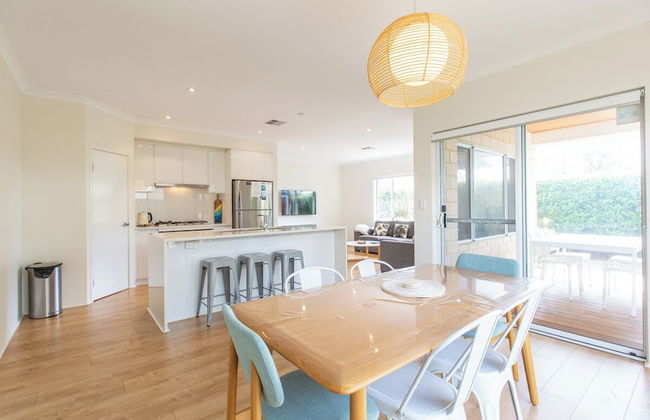 Contemporary Cove - Foto 18