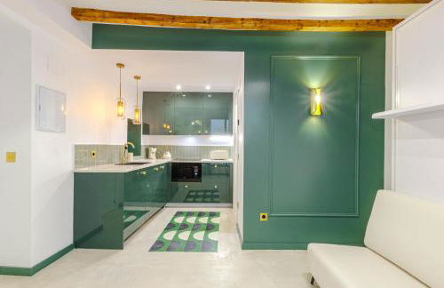 Refined and practical studio in historic center of Alicante - Photo 9