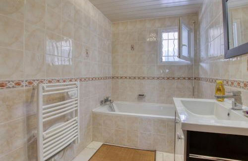 Entre Pins et Soleil - Maison avec piscine privée - Foto 8