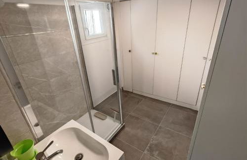 Superbe Maison Loft 80 m2 au calme avec jardin et parking privés proche Paris Disney la vallée village - Foto 16