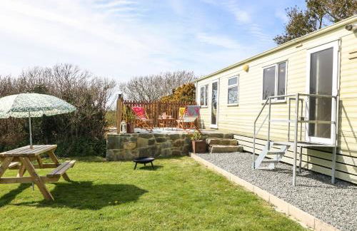 Cwrt y Ceffyl - Photo 20