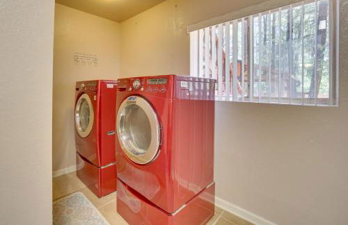 Relax Fireside and Play Games! Hikers Haven in Pine - Foto 15