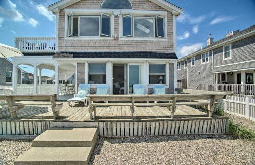 2 Decks and Beach Access Oceanfront Getaway! - Foto 1