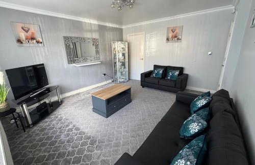 Modern 3-Bed Family Home in Quiet Sheffield Area - Foto 9