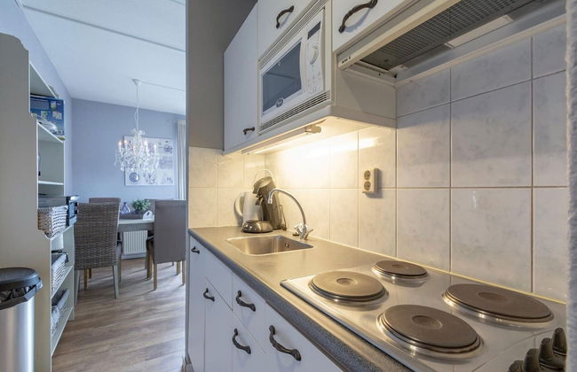 An Apartment That is Attractively Furnished - Foto 26