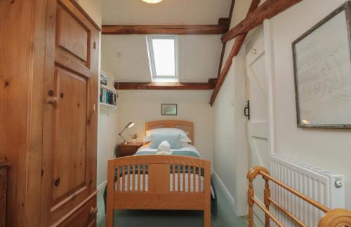 The Burrows - Photo 13