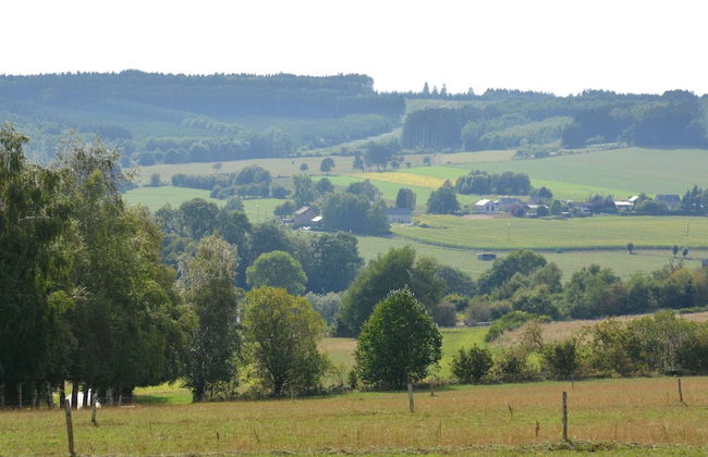 Spacious Chalet in Vielsalm With Garden - Photo 17