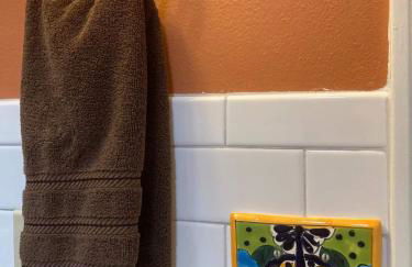 La Casita Colorada, 12 block to river STR#865 - Foto 17