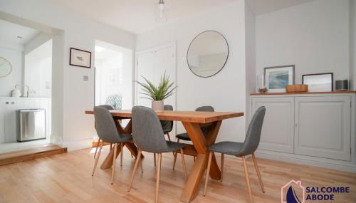 Stylish Coastal 3 Bed Haven - Close to town - Foto 2