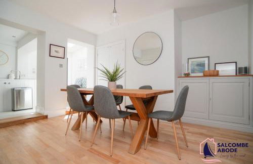 Stylish Coastal 3 Bed Haven - Close to town - Foto 2