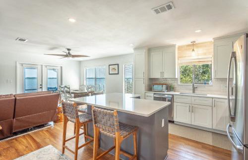 Romance of the Seas- Remodeled dock home on Bay - Foto 15