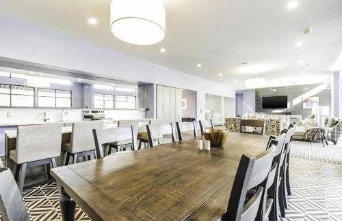 Pinnacle Heights 1Bdrm 2nd flr Pool Fitness Center Yoga Studio Dog Spa - Foto 26