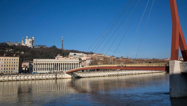 Traslado privado desde el puerto de LYON a las estaciones de tren de Lyon - Foto 5