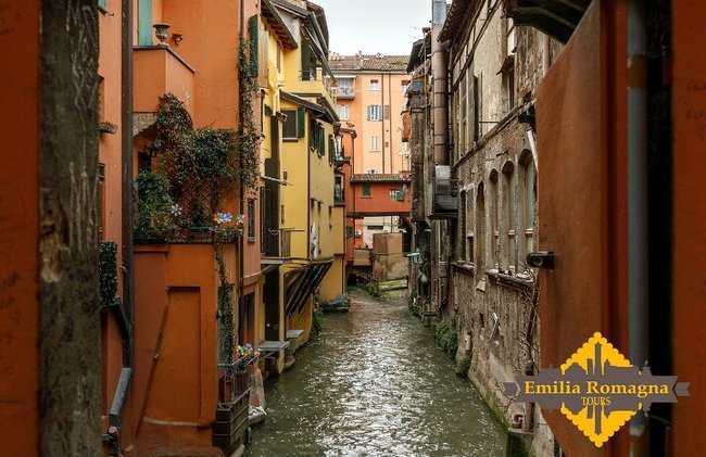 Bologna Food Tour: Tastings and Winery Visit - Photo 2