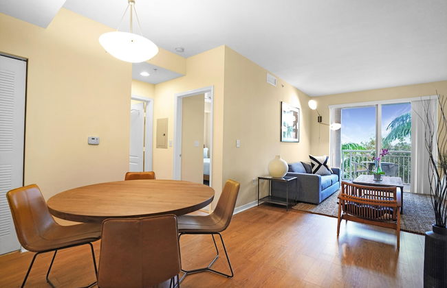 Dharma Home Suites South Miami at Red Road Commons - Foto 43