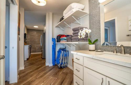 Modern and Relaxing Oceanfront Vistas - Photo 24